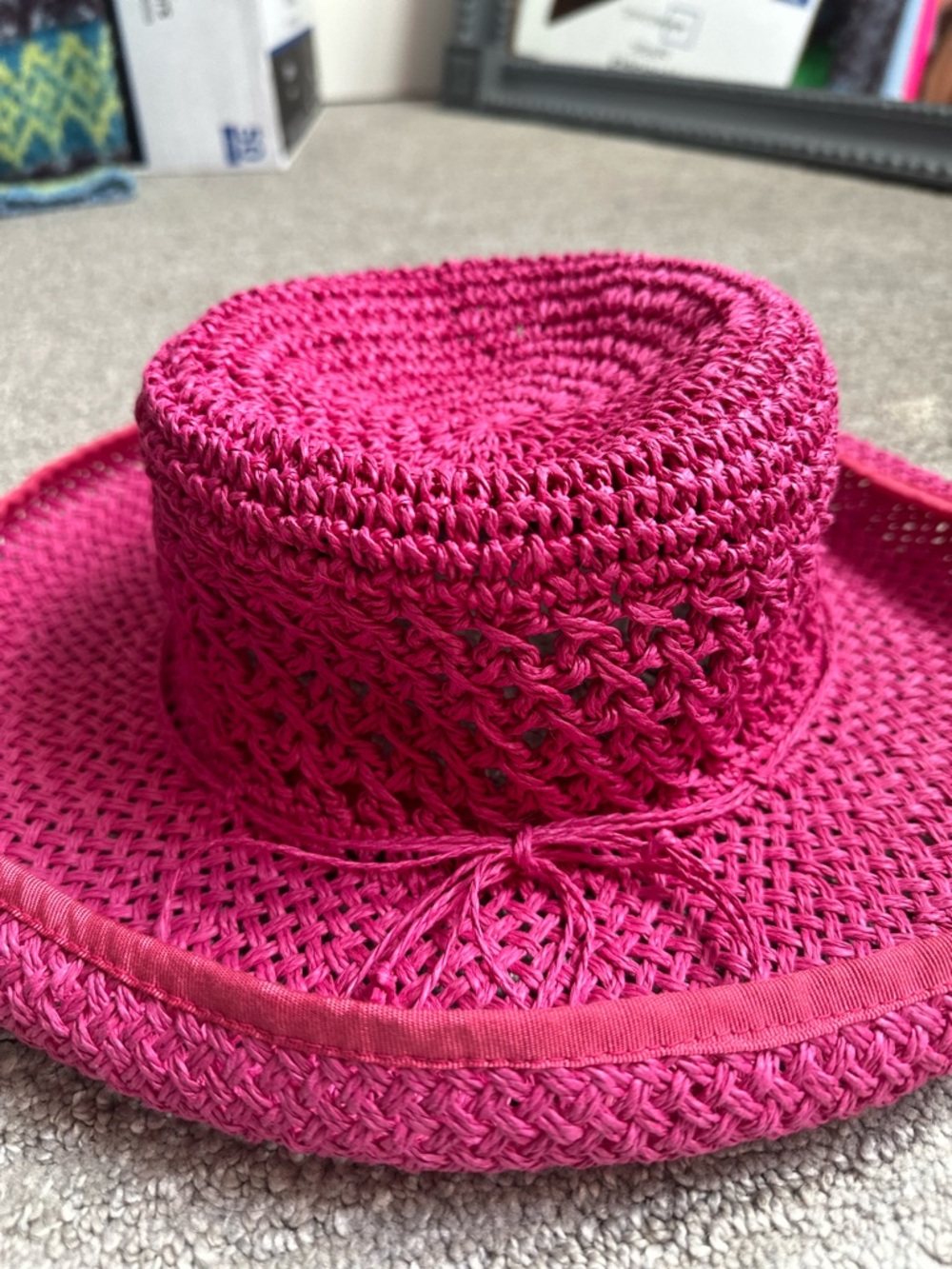Women’s Pink Straw Sun Hat